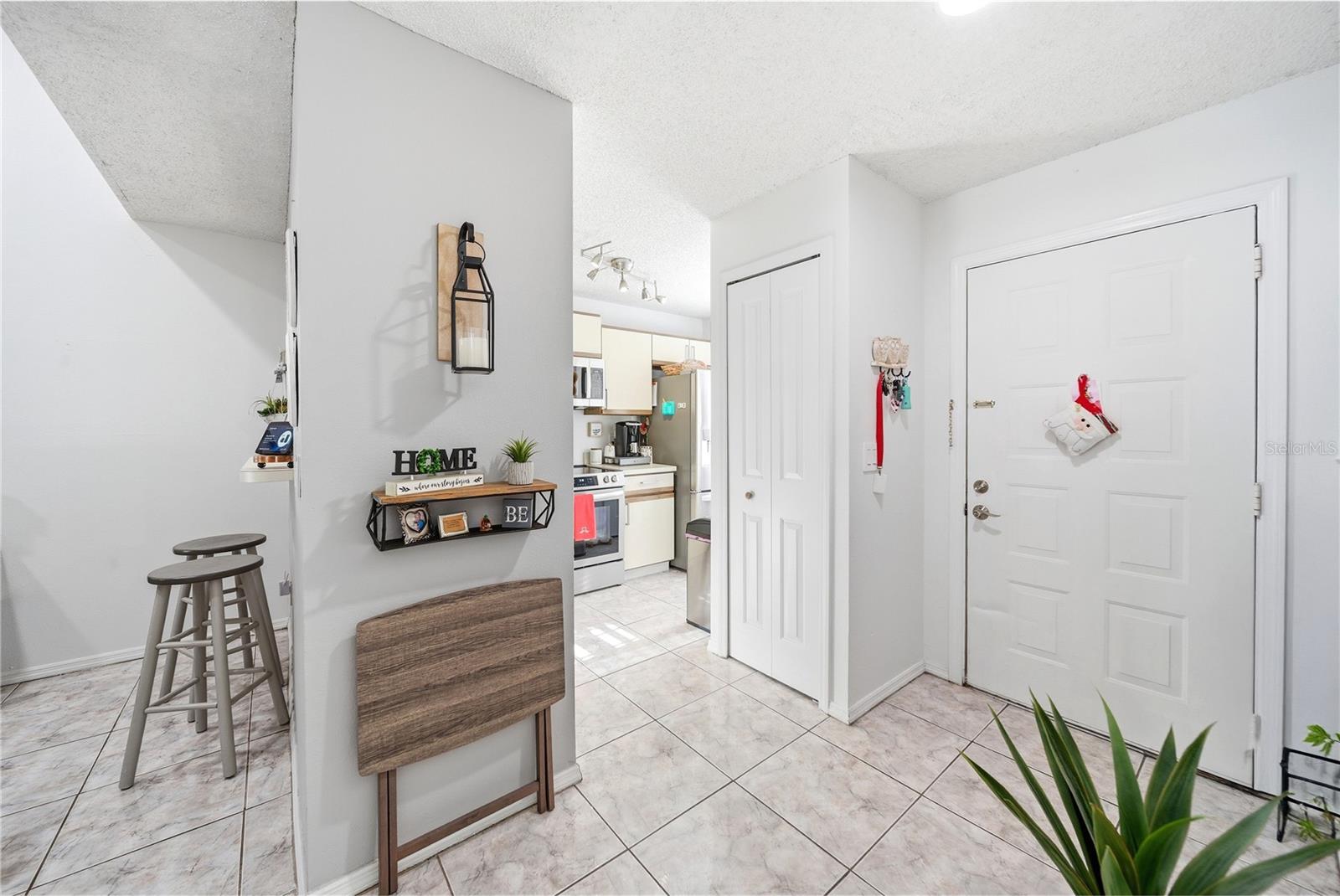 BUENAVENTURA LAKES SILVER PARK VILLAS 03 - Residential