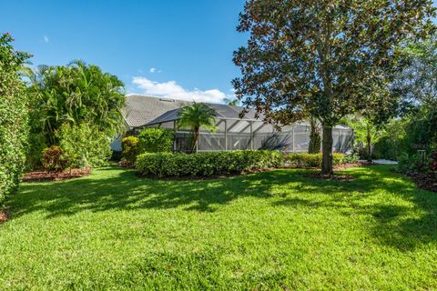 A home in PALM HARBOR