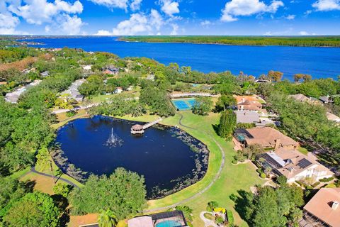 A home in PALM HARBOR