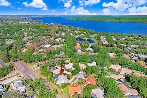 A home in PALM HARBOR