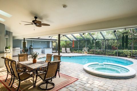 A home in PALM HARBOR