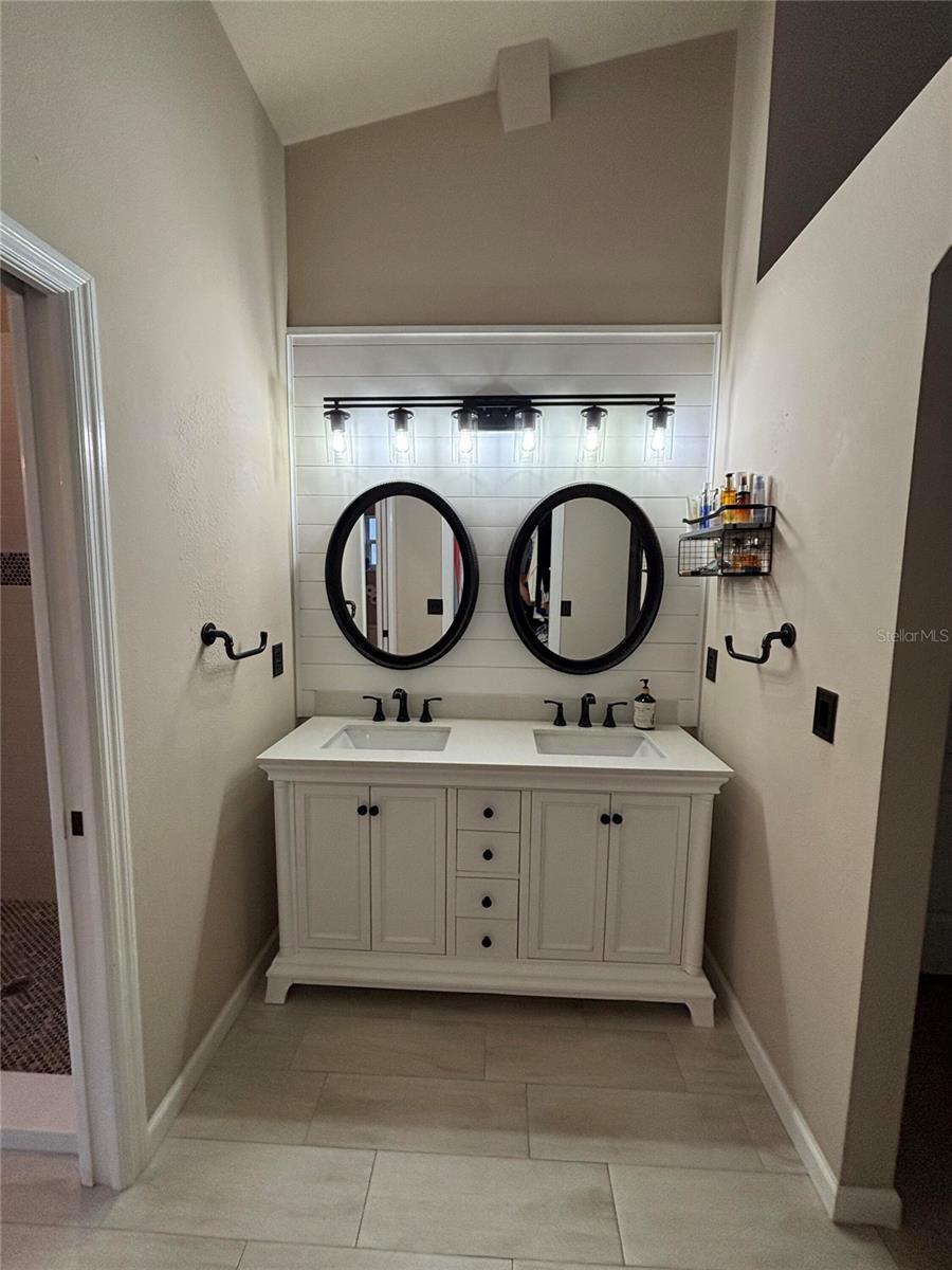 NATURES HIDEAWAY PH 04 - Residential