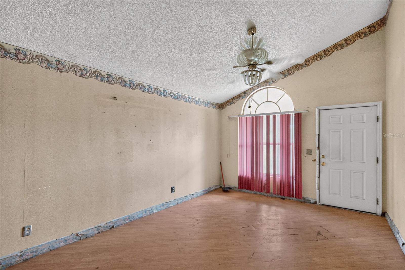 1301 W 11TH STREET