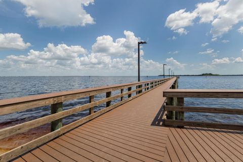 A home in PORT CHARLOTTE