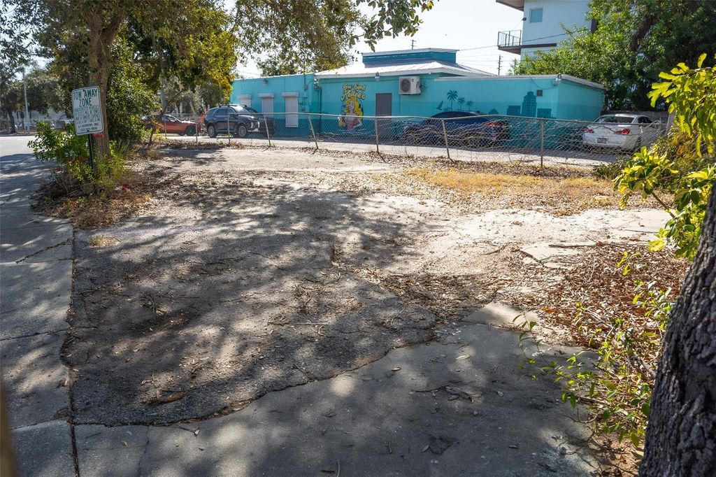 Photo of 30th Avenue S, St Petersburg, FL 33705 (MLS # TB8476929)