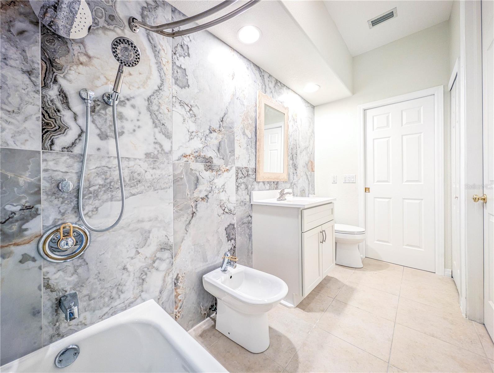 PUNTA GORDA ISLES - Residential