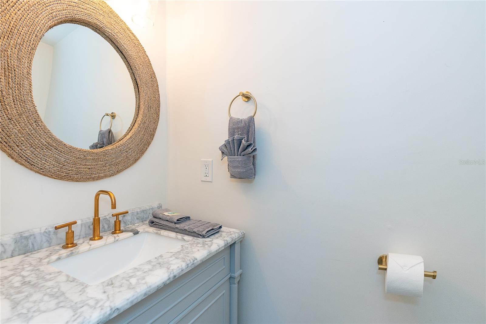 CAPE HAZE - Residential Lease