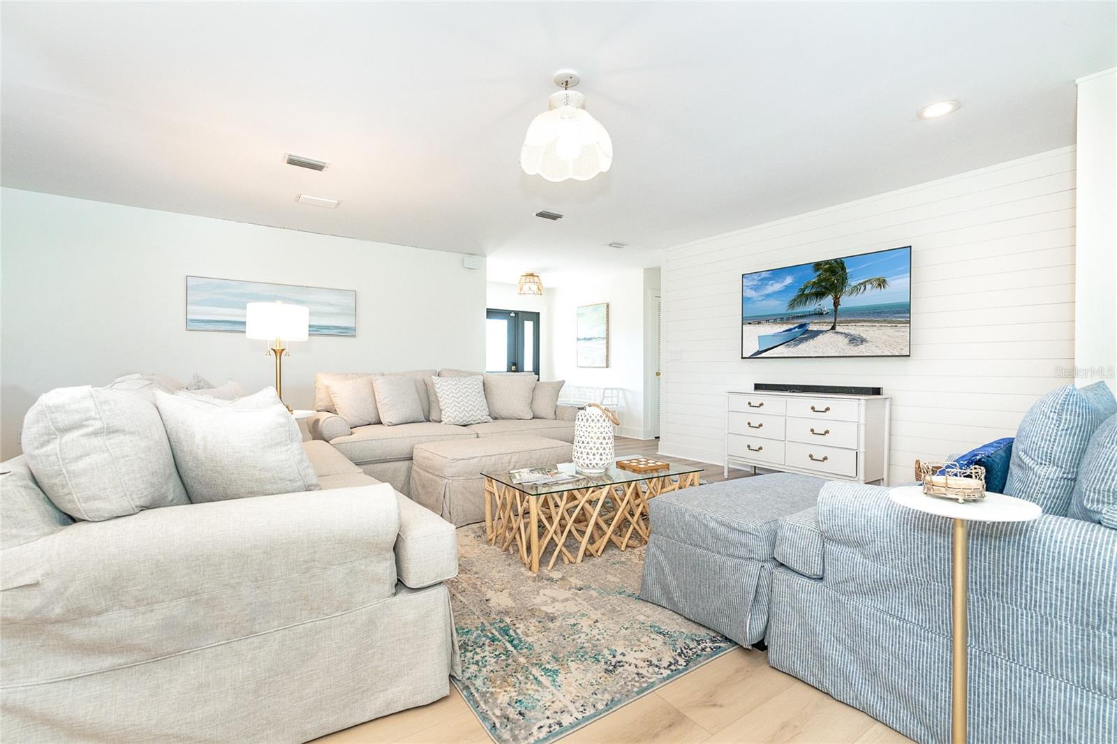 CAPE HAZE - Residential Lease