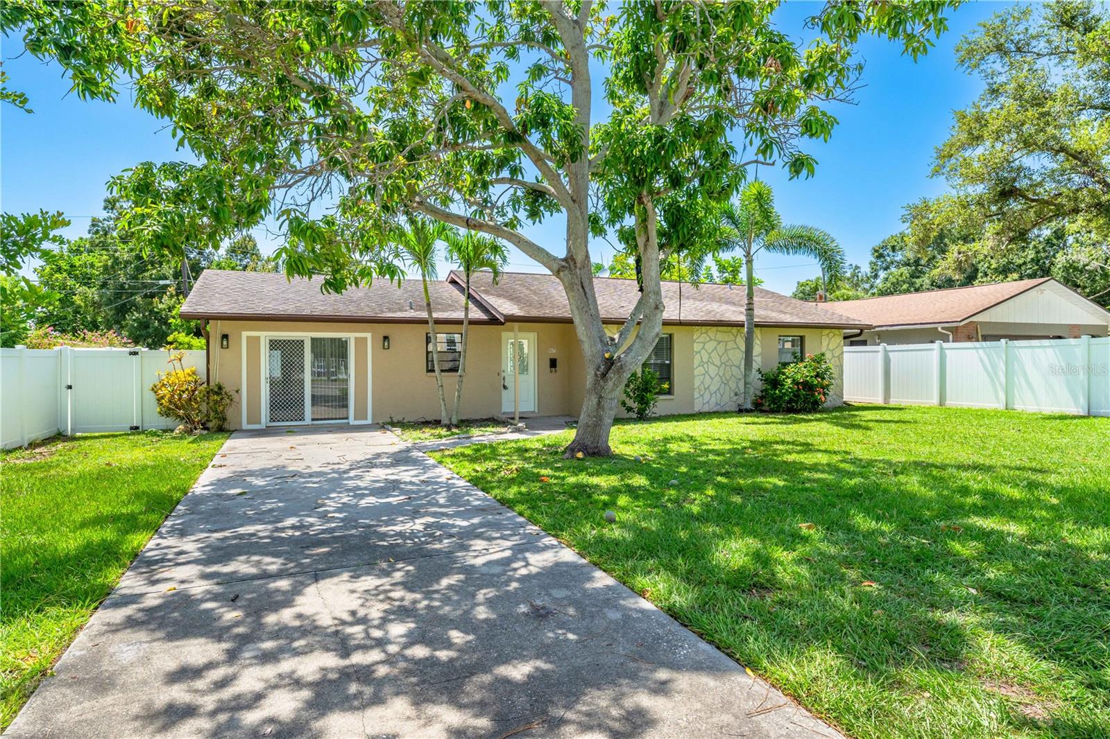 5672 LOCKWOOD RIDGE ROAD
