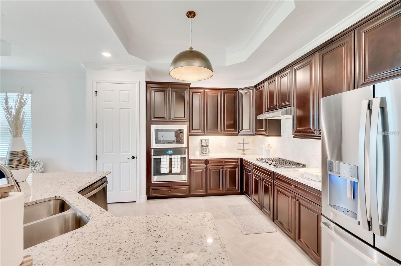 LAKEWOOD NATIONAL GOLF CULB PH II - Residential