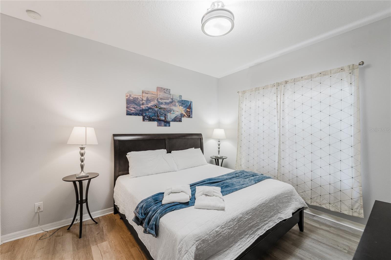 PARADISE PALMS RESORT PH 1 - Residential Lease