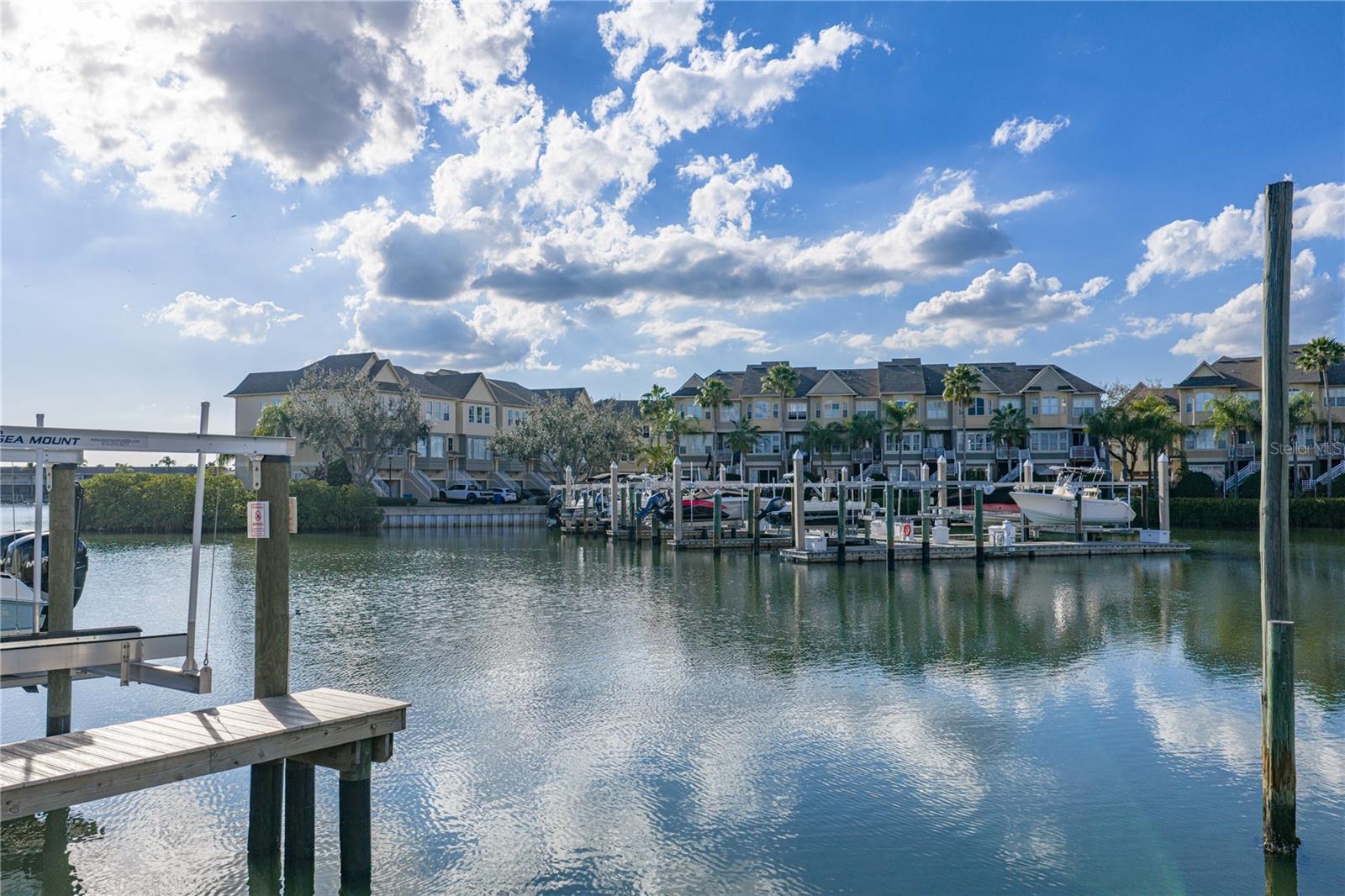 SPINNAKER COVE CONDO PHA - Residential