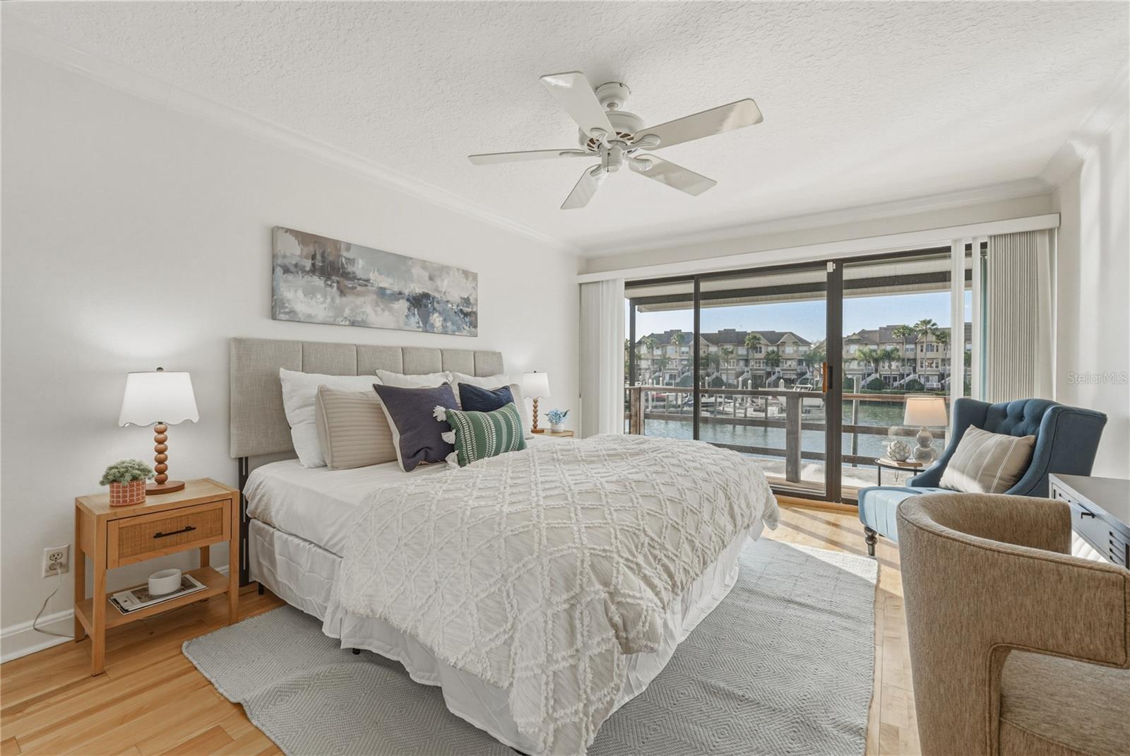 SPINNAKER COVE CONDO PHA - Residential