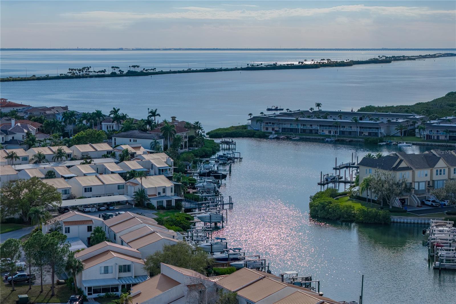 SPINNAKER COVE CONDO PHA - Residential