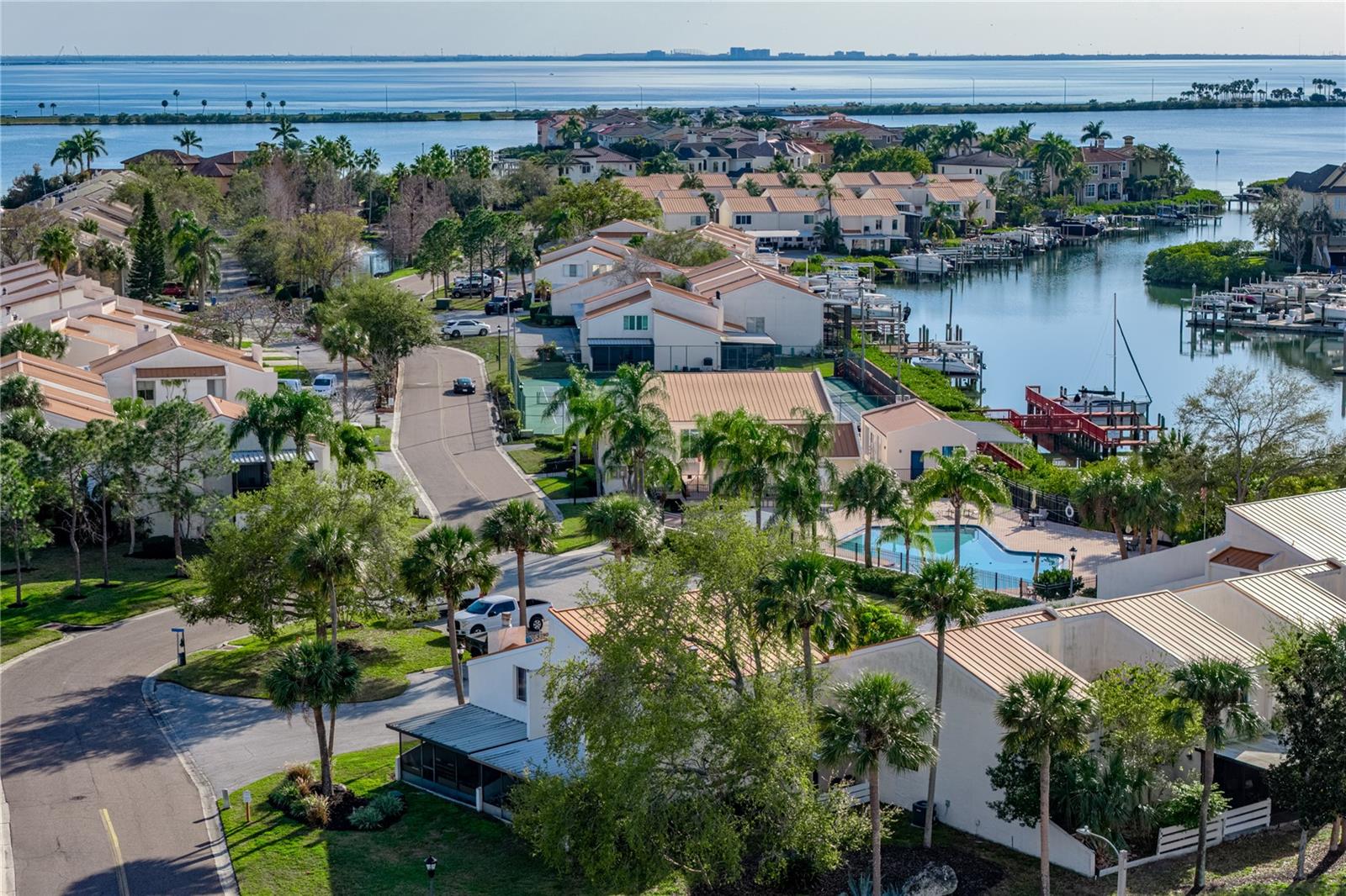 SPINNAKER COVE CONDO PHA - Residential