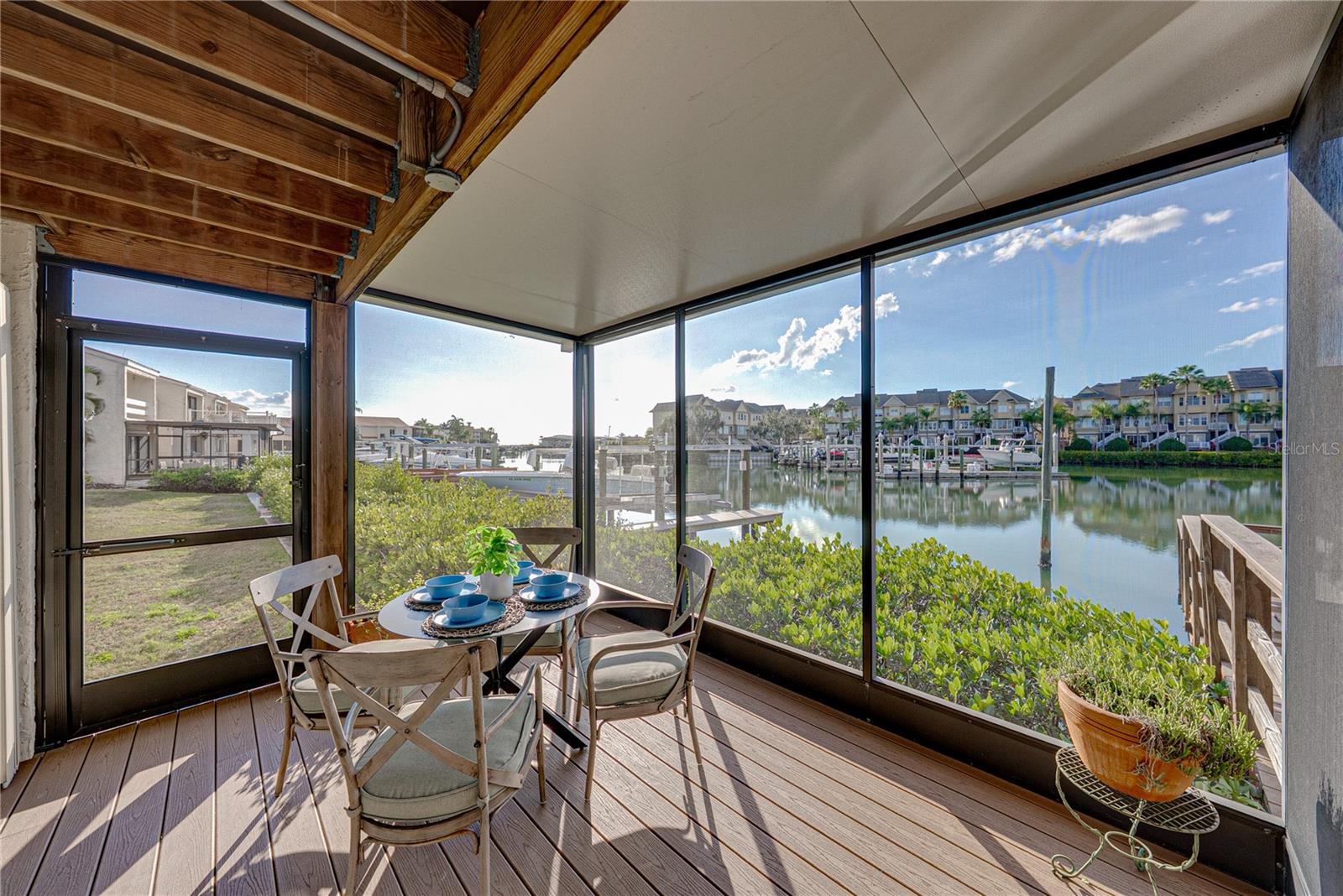 SPINNAKER COVE CONDO PHA - Residential