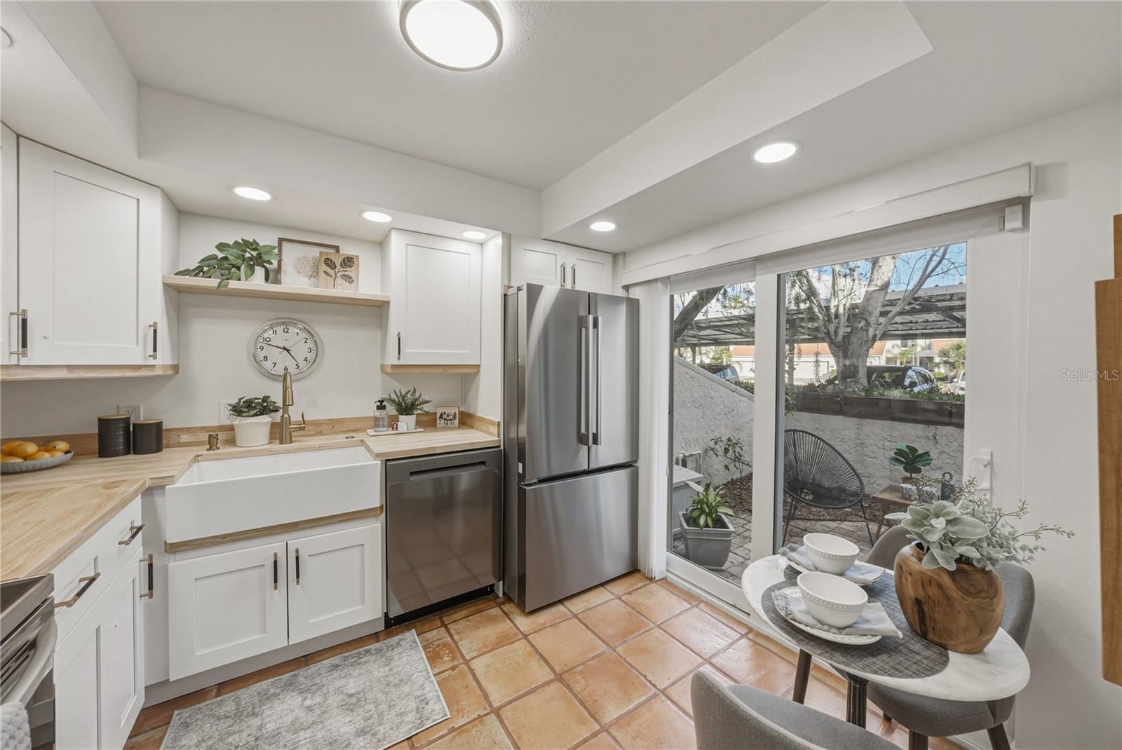 SPINNAKER COVE CONDO PHA - Residential