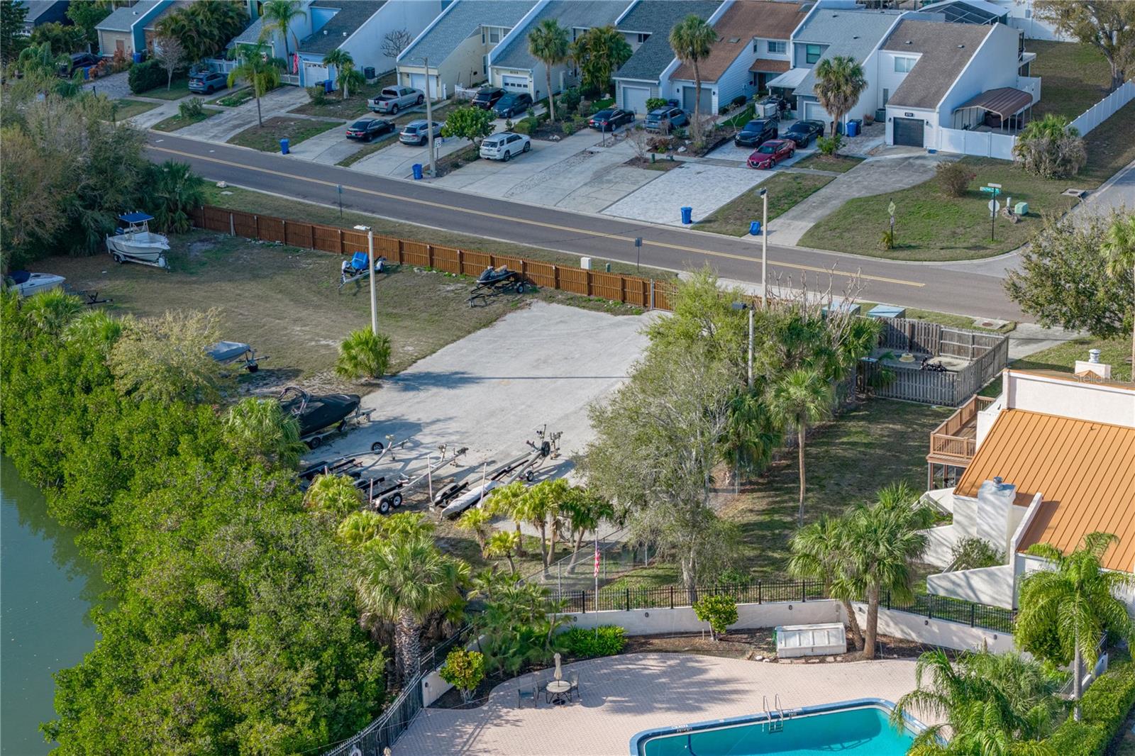 SPINNAKER COVE CONDO PHA - Residential