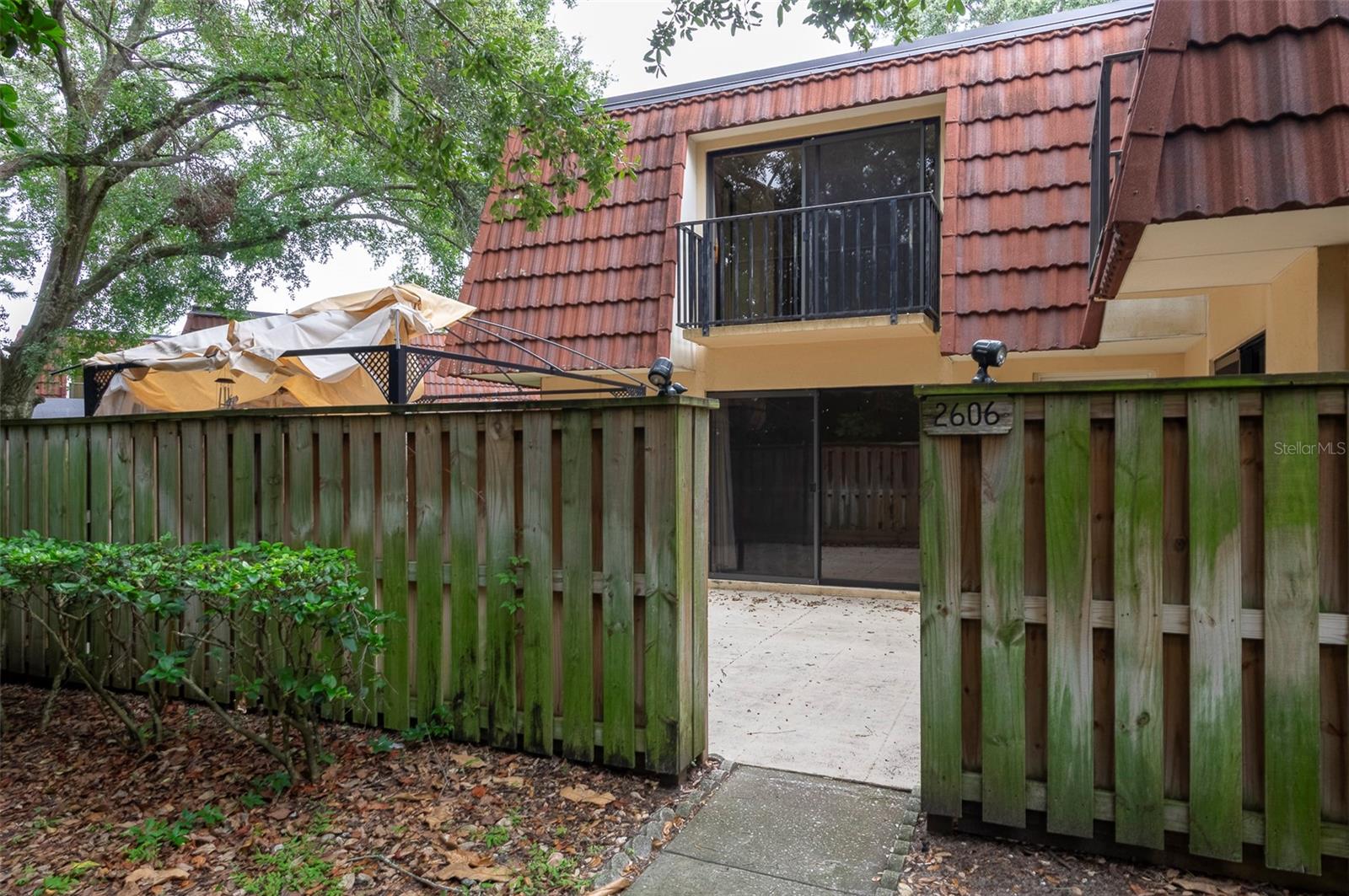 WEDGE WOOD OF PALM HARBOR - Residential Lease