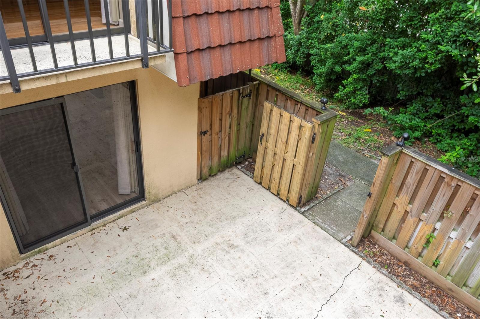 WEDGE WOOD OF PALM HARBOR - Residential Lease