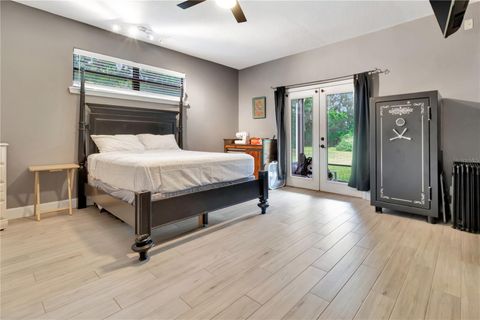 Tiny photo for 384 E Kings Highway, Center Hill, FL 33514 (MLS # G5101042)