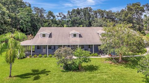 Tiny photo for 384 E Kings Highway, Center Hill, FL 33514 (MLS # G5101042)