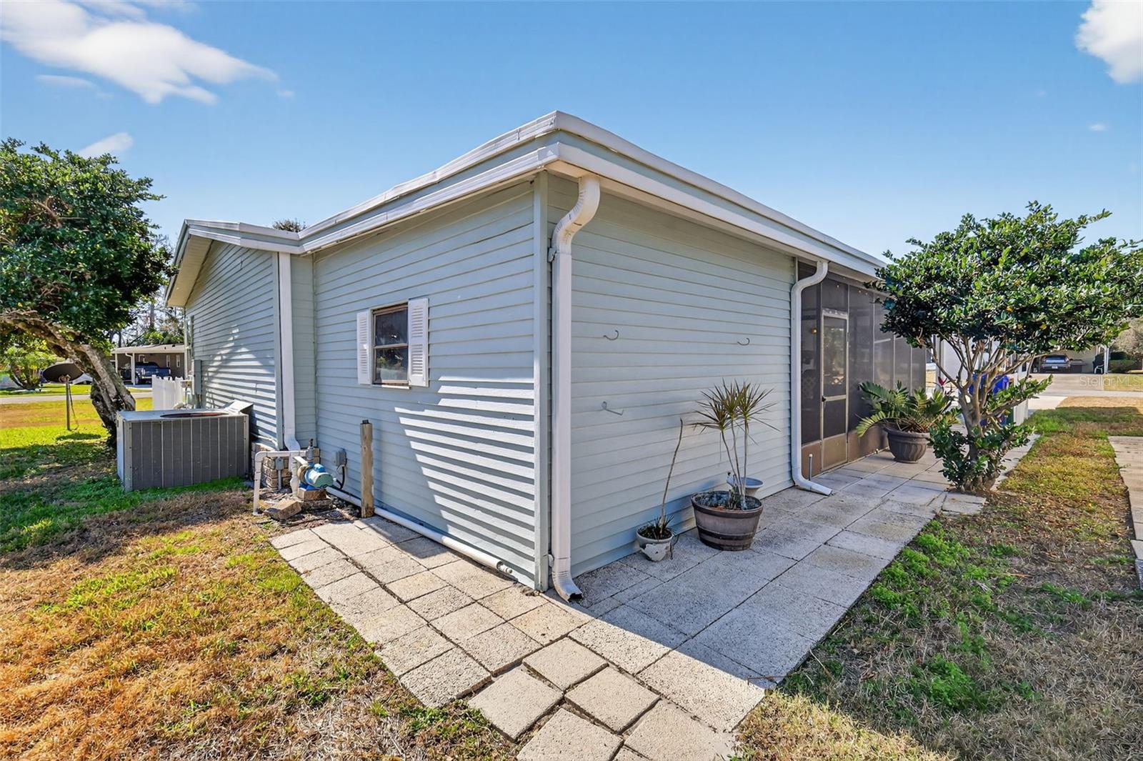 TAVARES FOX RUN MOBILE HOME - Residential