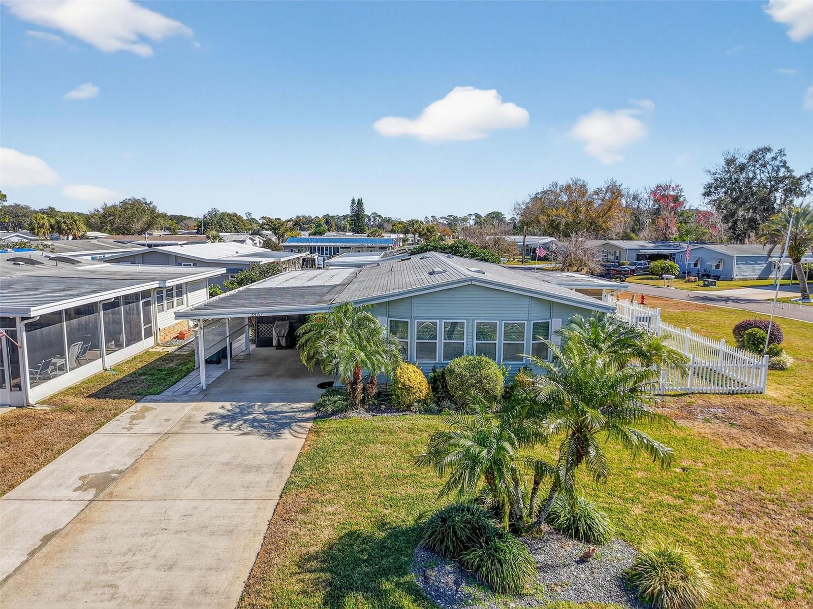 TAVARES FOX RUN MOBILE HOME - Residential