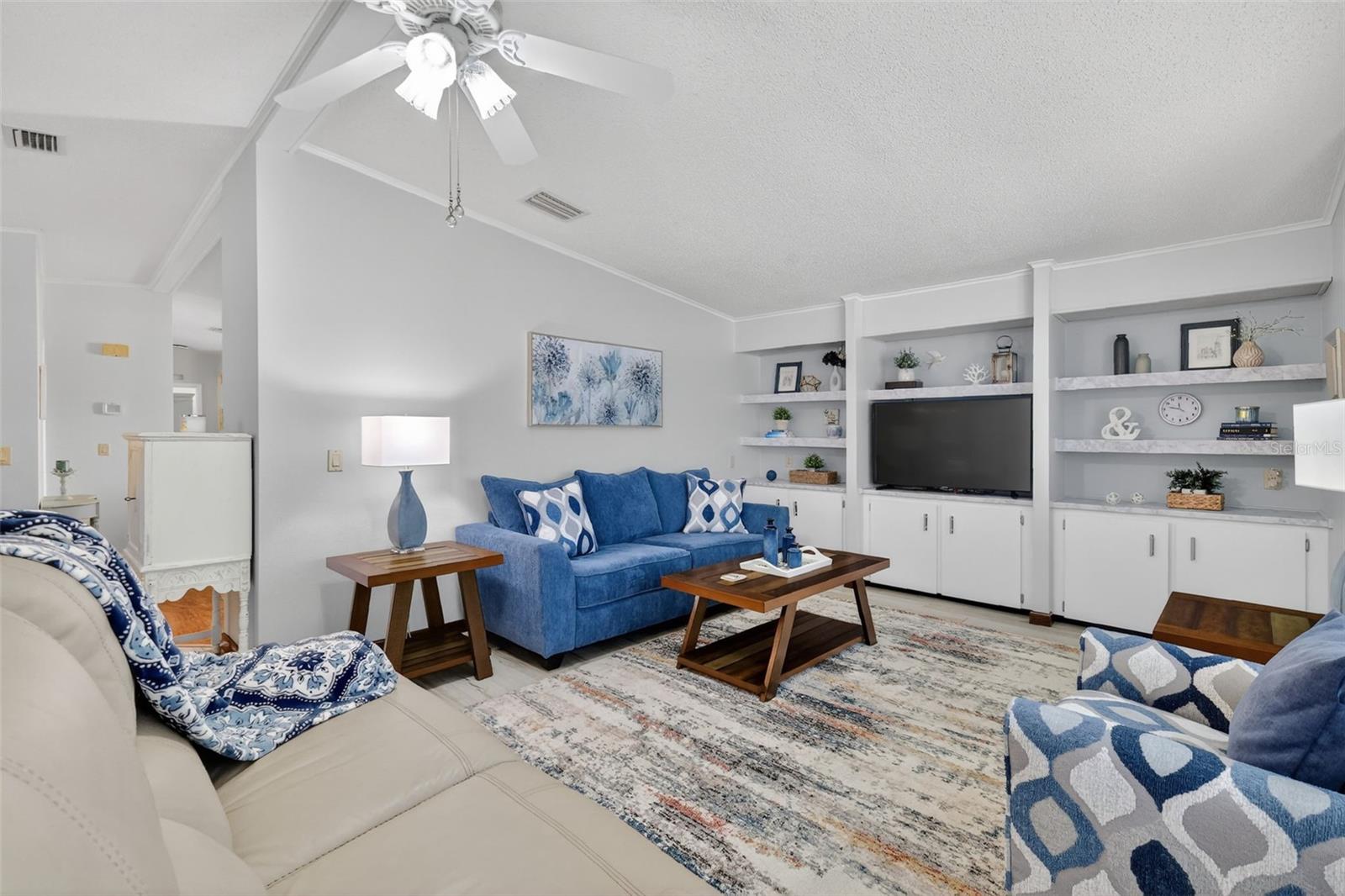 TAVARES FOX RUN MOBILE HOME - Residential