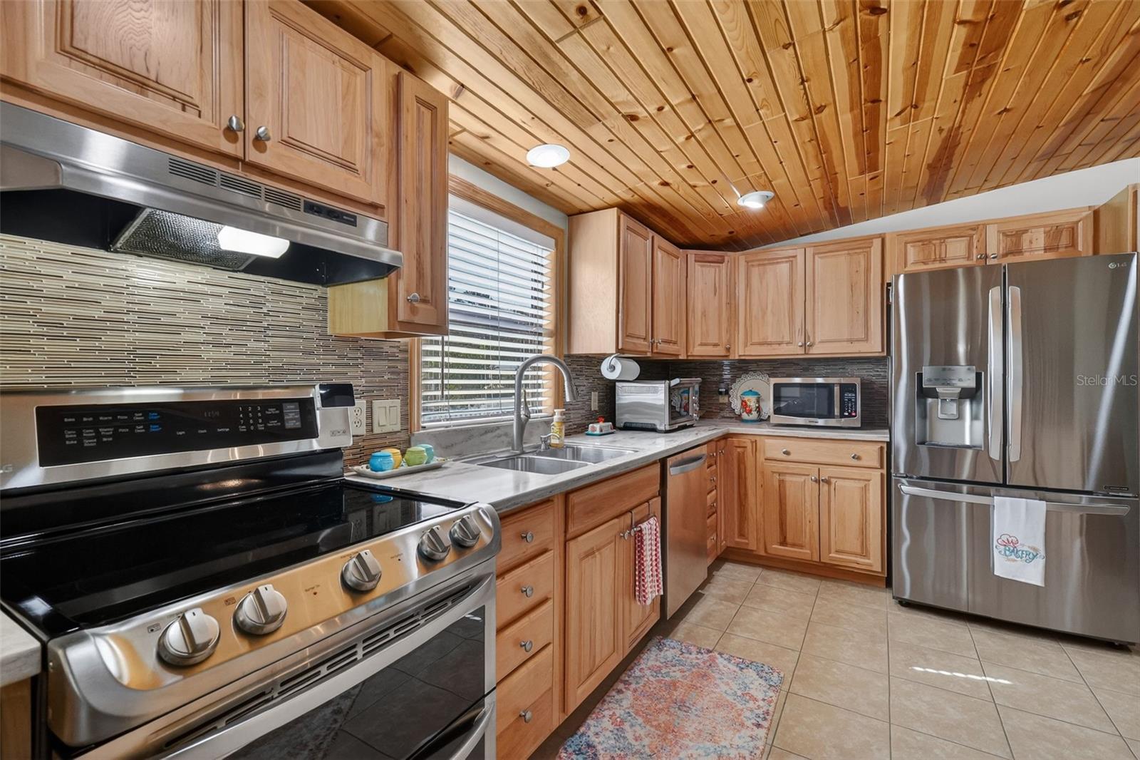 TAVARES FOX RUN MOBILE HOME - Residential