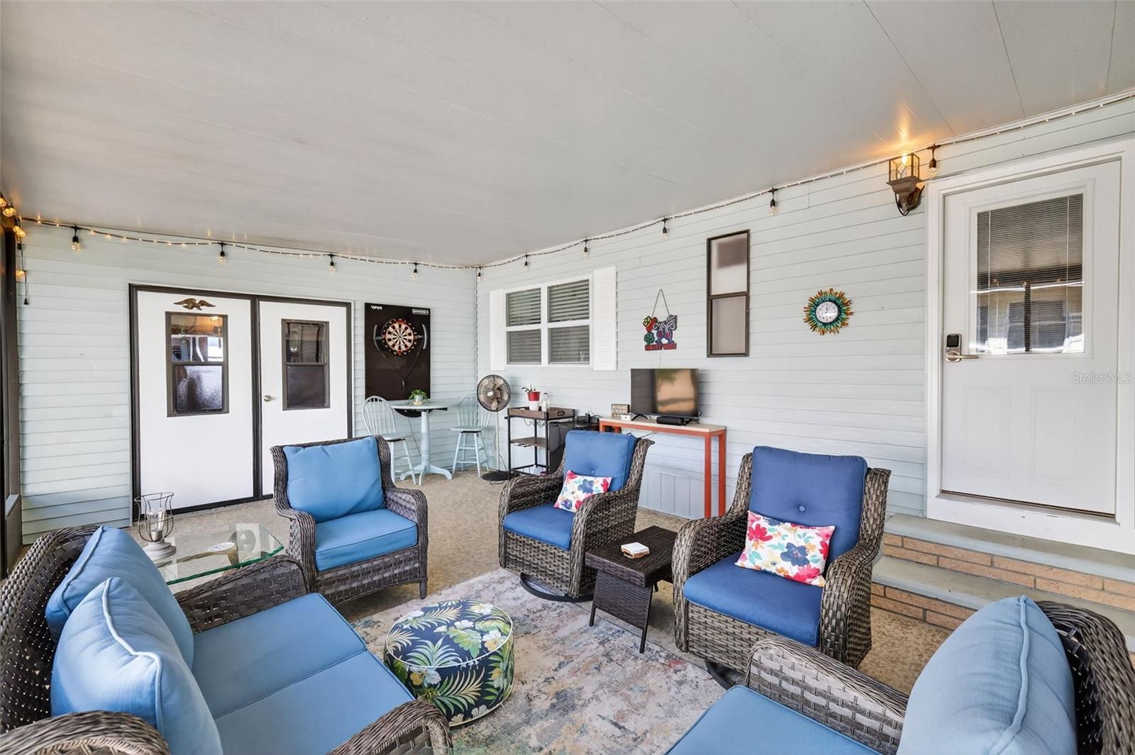 TAVARES FOX RUN MOBILE HOME - Residential