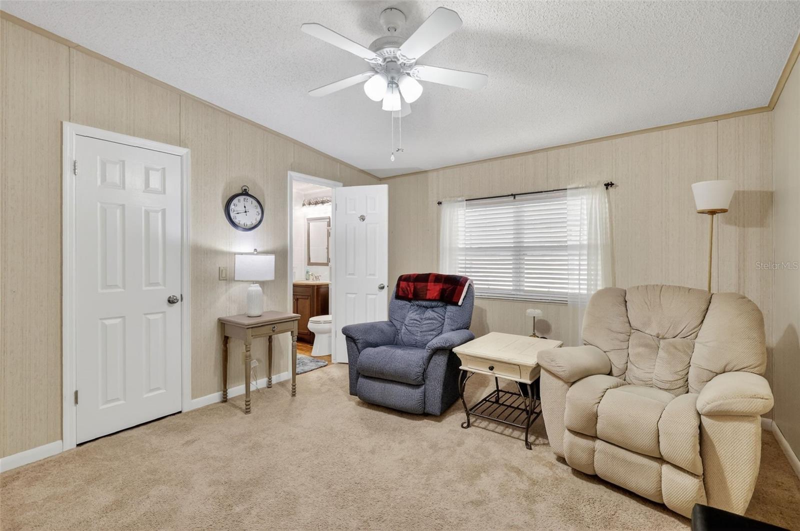 TAVARES FOX RUN MOBILE HOME - Residential