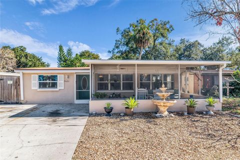 Photo of 7621 Daetwyler Drive, Orlando, FL 32812 (MLS # O6371821)