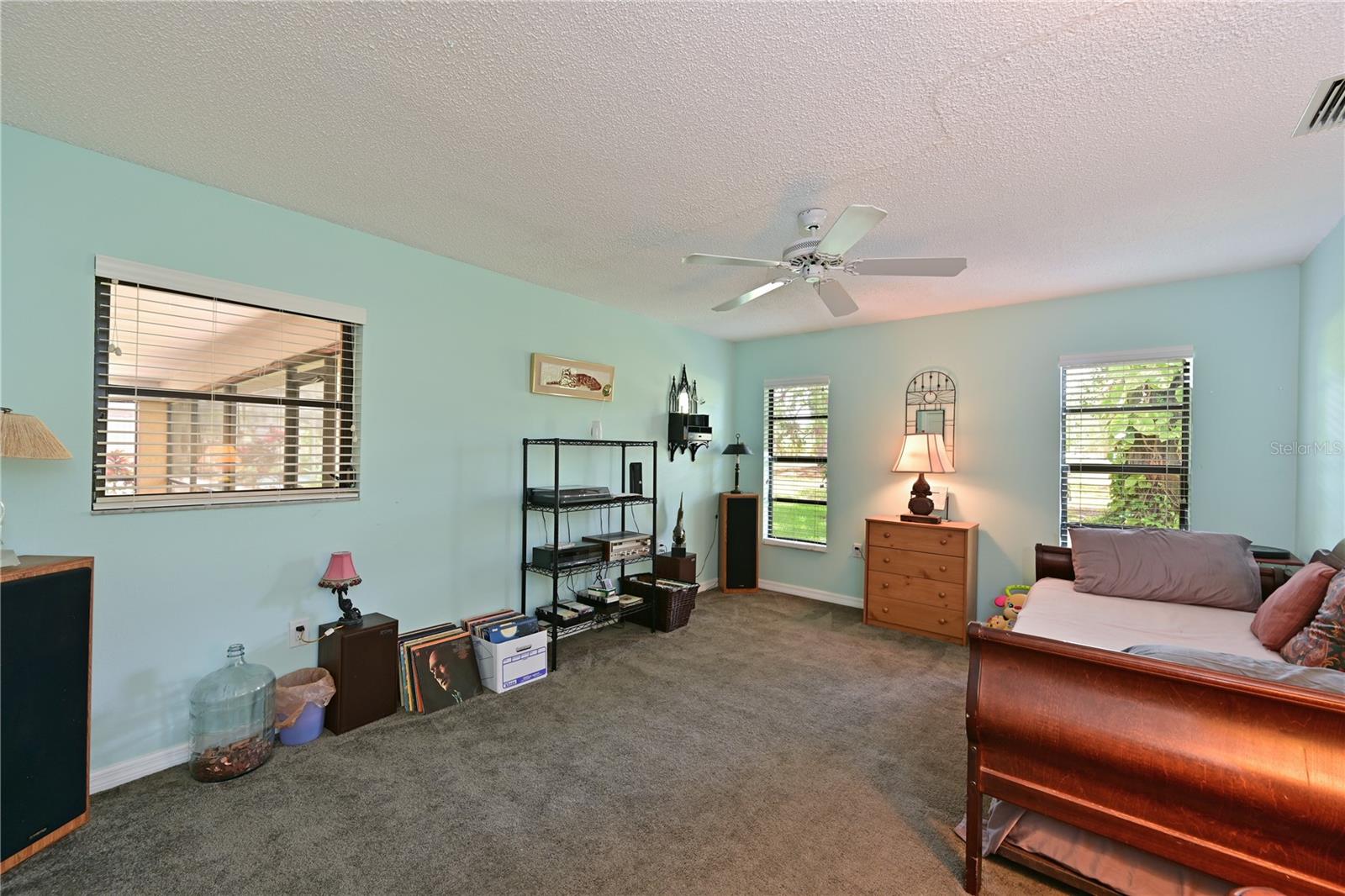 FOREST LAKES SOUTH - Residential