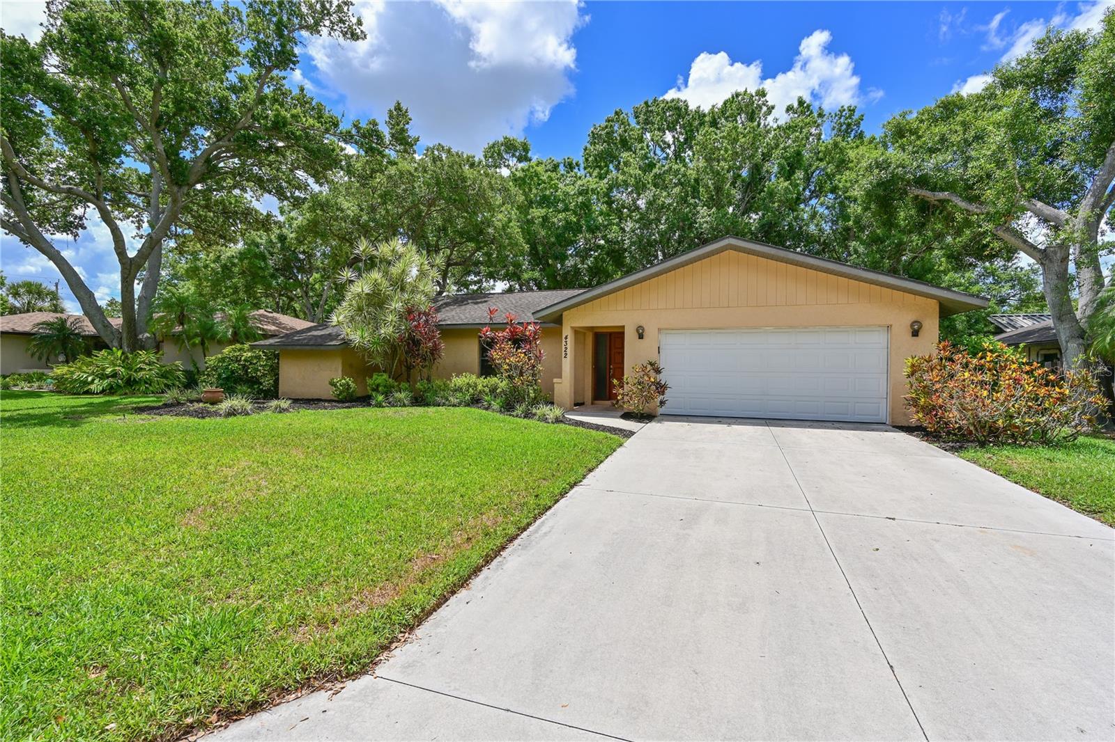FOREST LAKES SOUTH - Residential