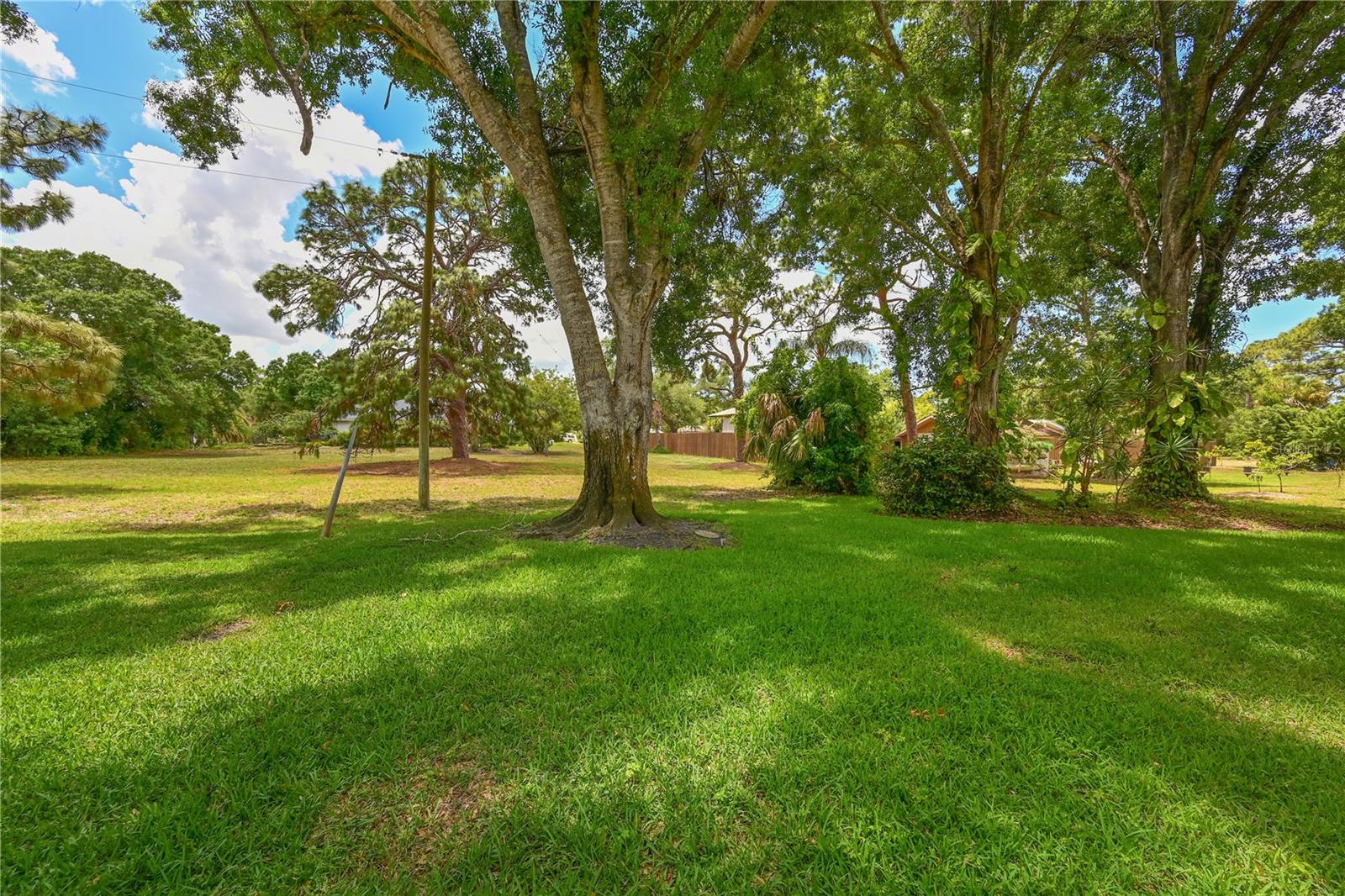 FOREST LAKES SOUTH - Residential