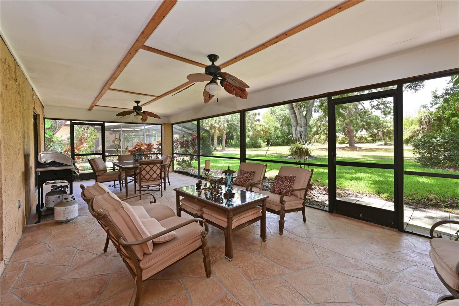 FOREST LAKES SOUTH - Residential