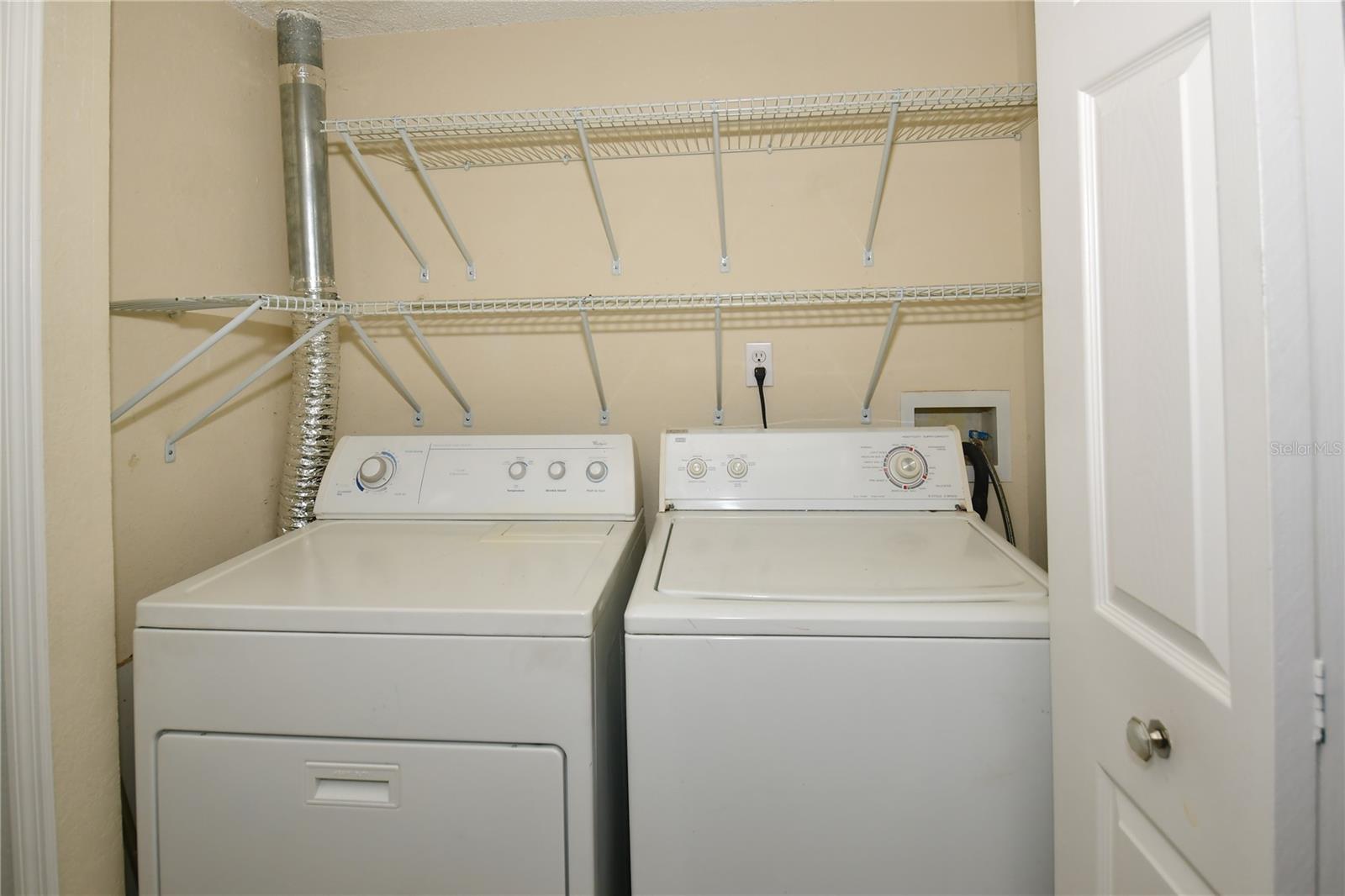 BELLA VISTA ON LAKE - Residential