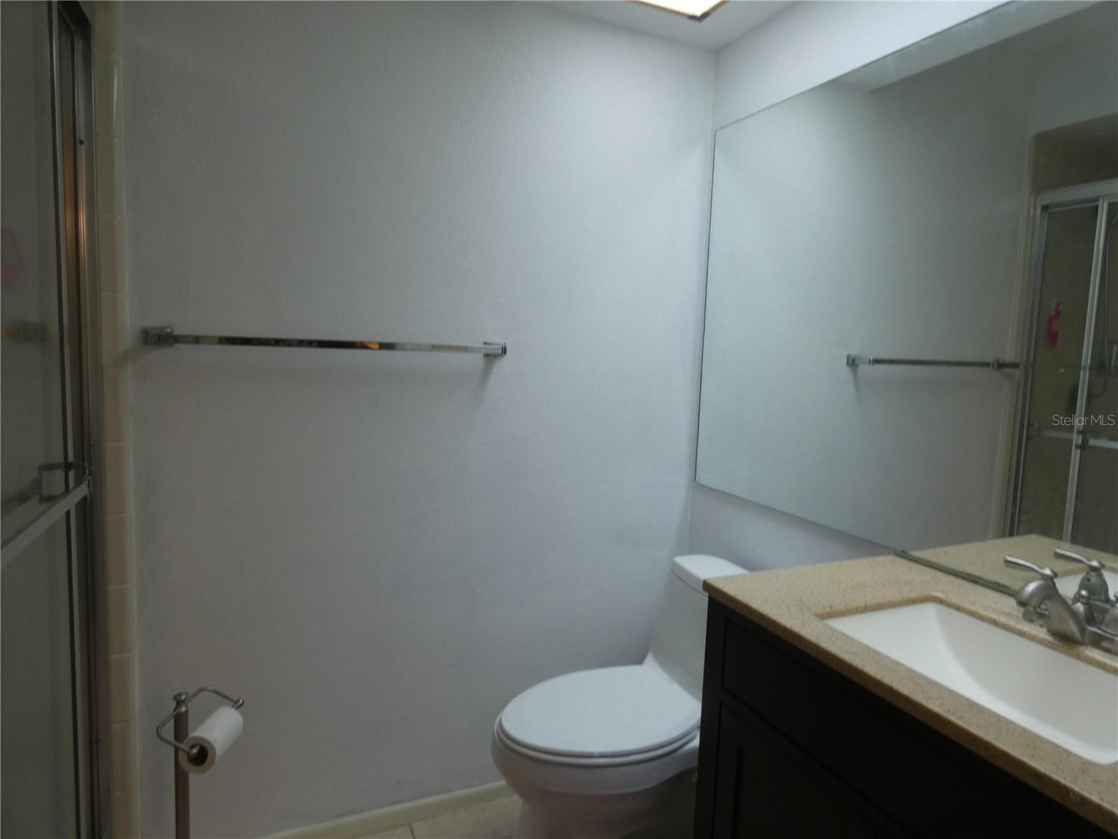 DOLLAR LAKE VILLAGE CONDO 01 - Residential