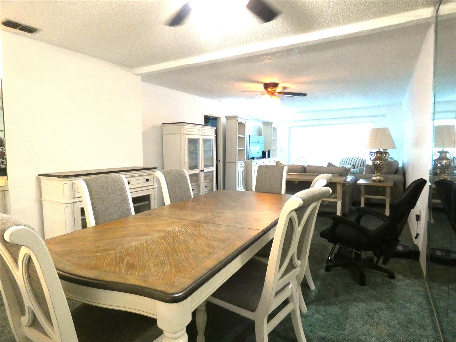 DOLLAR LAKE VILLAGE CONDO 01 - Residential
