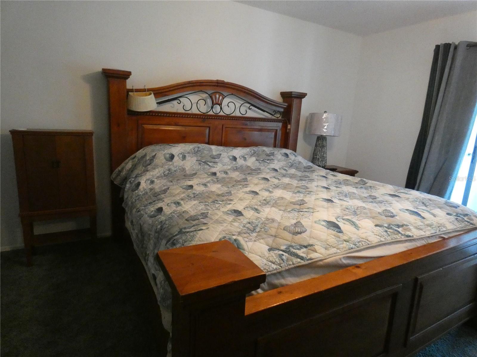 DOLLAR LAKE VILLAGE CONDO 01 - Residential