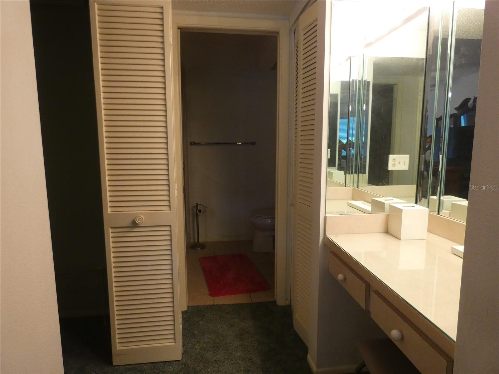 DOLLAR LAKE VILLAGE CONDO 01 - Residential