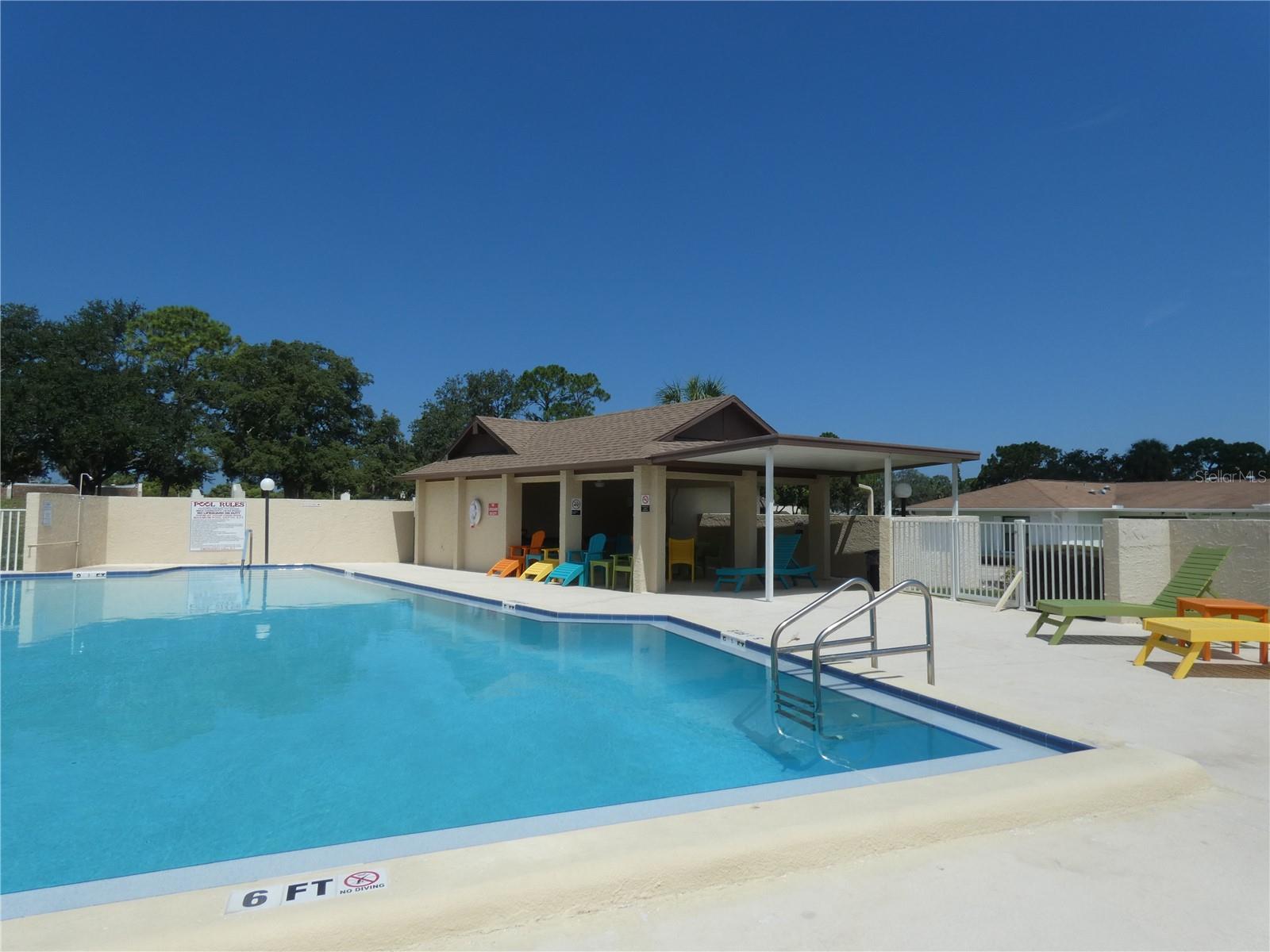 DOLLAR LAKE VILLAGE CONDO 01 - Residential