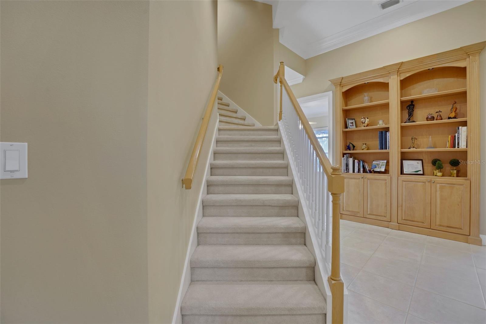 ALAQUA LAKES - Residential