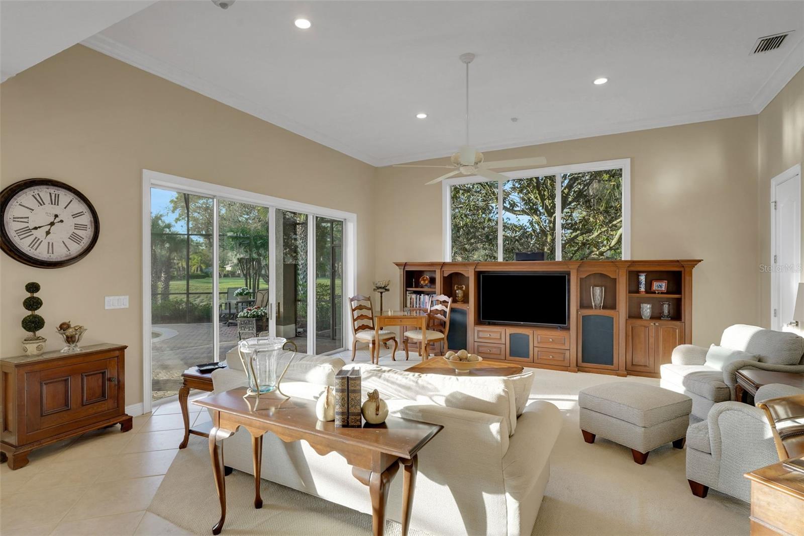 ALAQUA LAKES - Residential