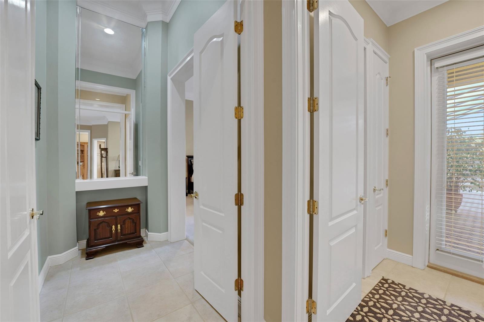 ALAQUA LAKES - Residential