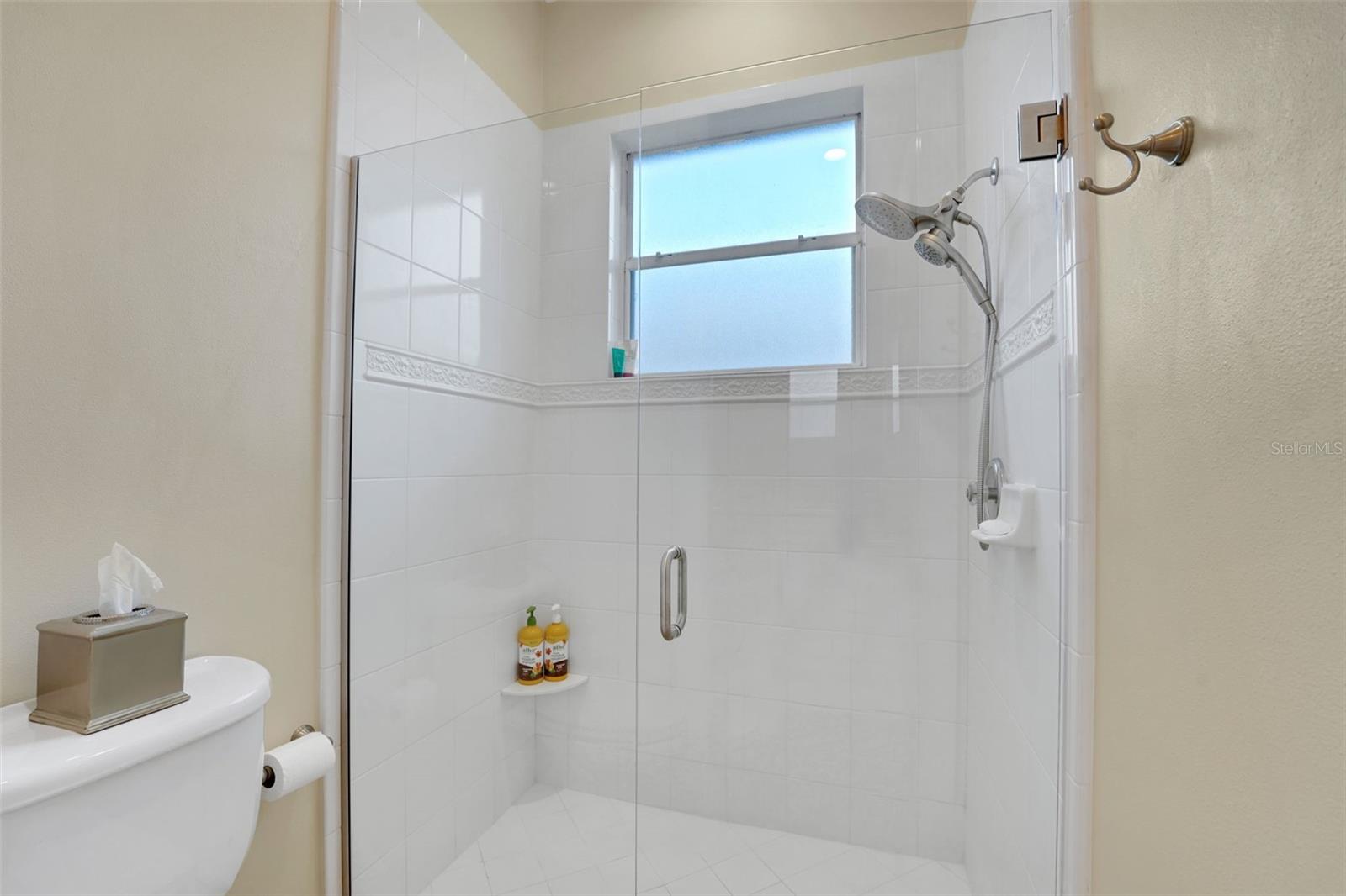 ALAQUA LAKES - Residential