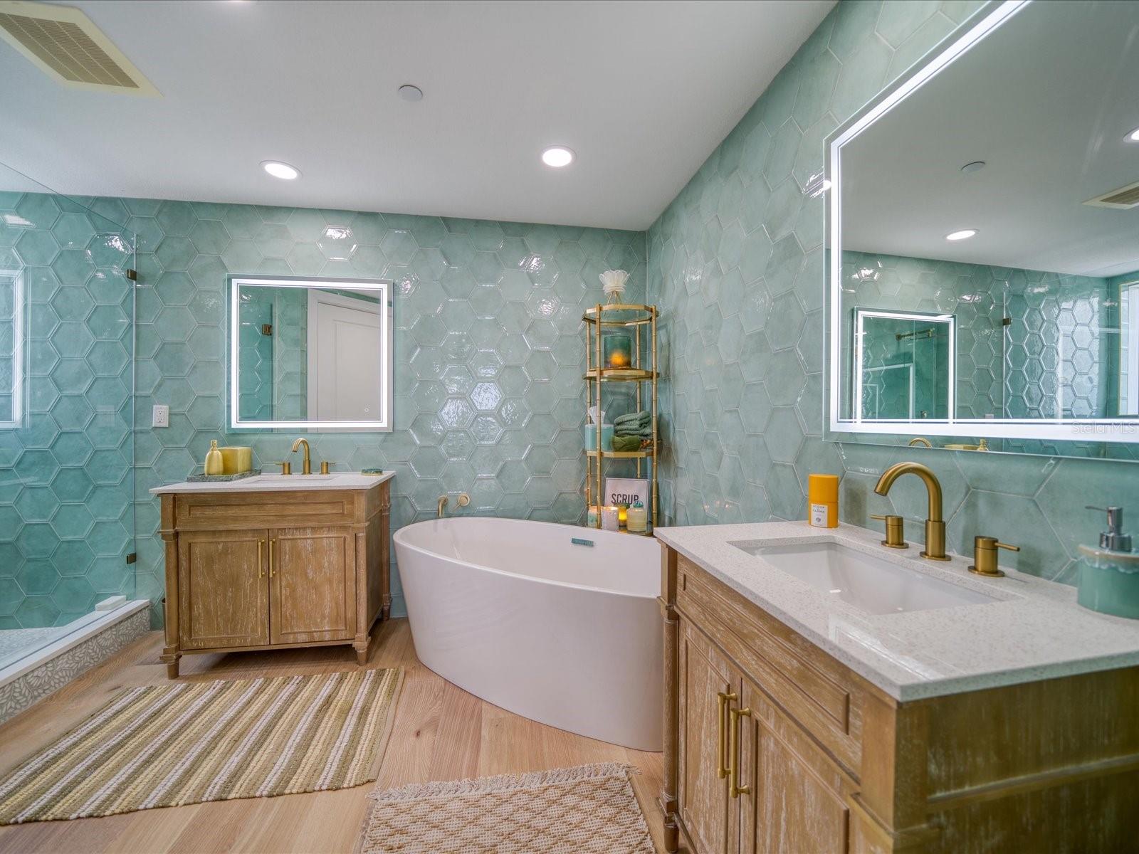 WATERS EDGE CONDO - Residential