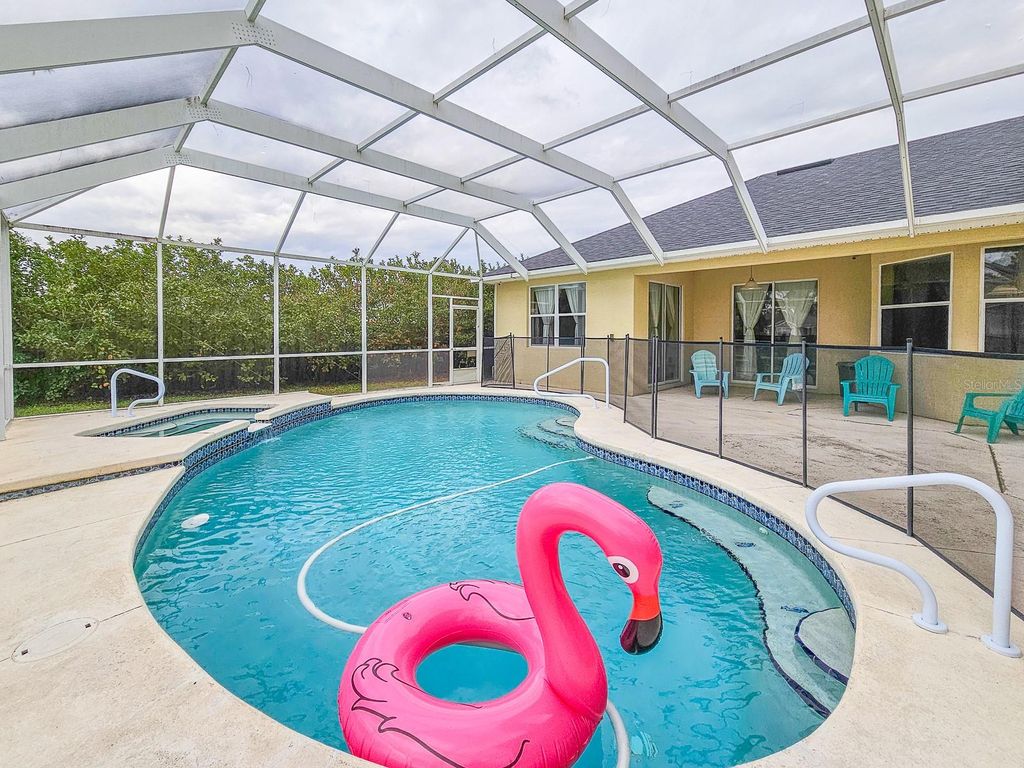 Photo of 18 Squirrel Place, Palm Coast, FL 32164 (MLS # FC314210)