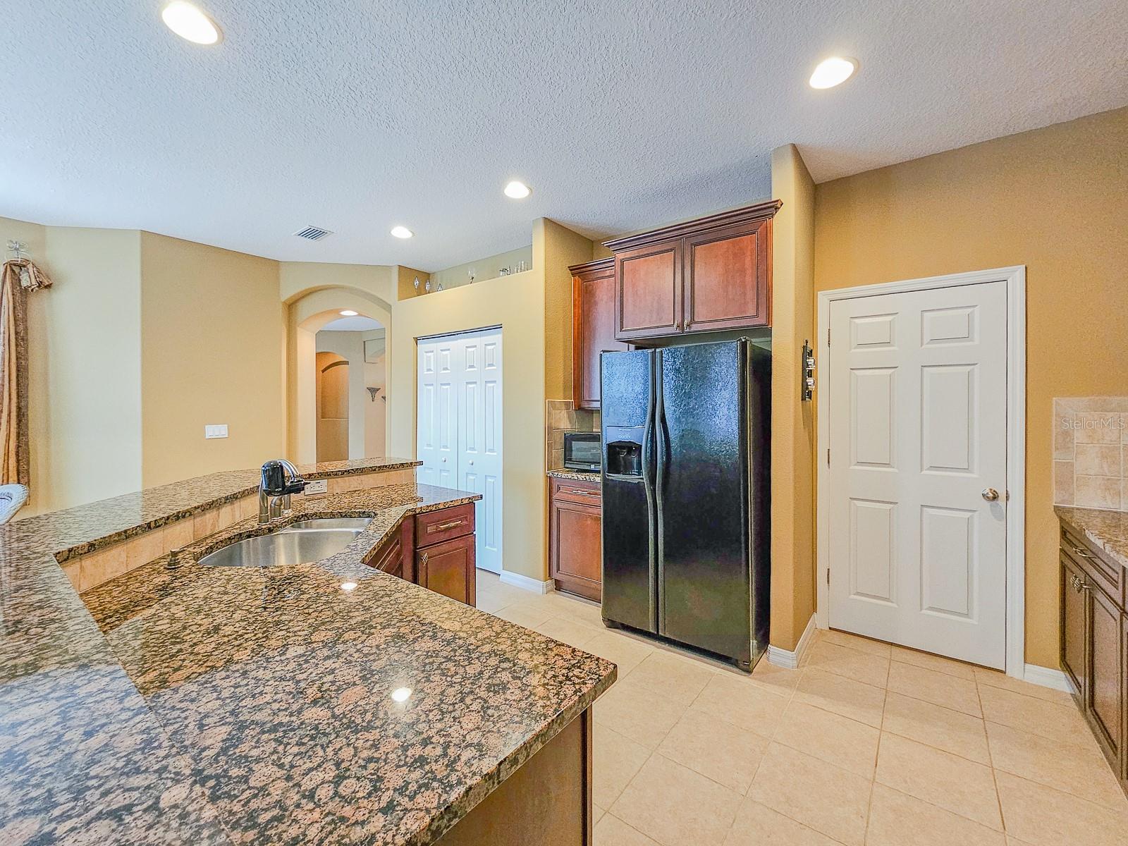 SEMINOLE WOODS - Residential